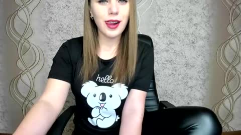    online show from May 11, 4:04 pm