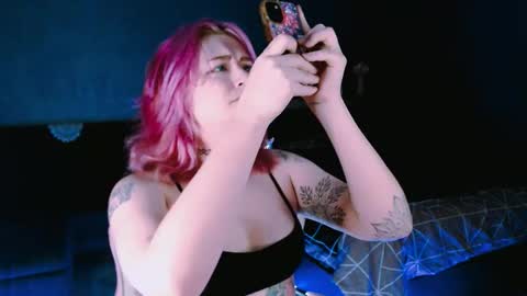 Snapshot of lina2d_tyan chatting on January 16, 12:20 pm Lina2D tyan online show from January 16, 12:20 pm