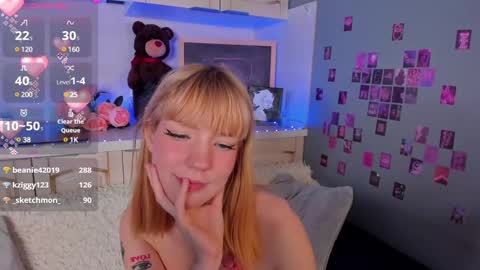 Lina blueeyed    GMT3 1100-1700 Mon Wed Thu Sat Sun online show from March 1, 2:23 pm