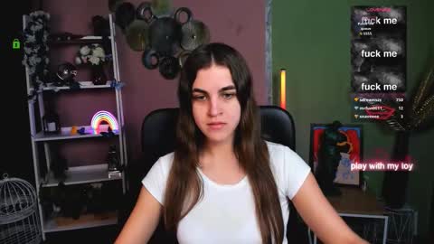 lina_fox12 online show from December 4, 2:59 pm