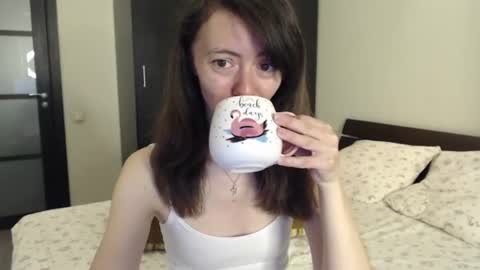 Snapshot of lina_rouge_ chatting on July 10, 3:11 am Lina Rouge online show from July 10, 3:11 am