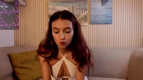 Lina online show from May 24, 4:23 pm