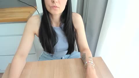 linabay2 online show from May 31, 7:48 am