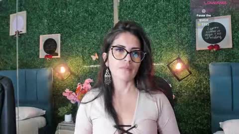 Lina  online show from October 16, 11:33 am