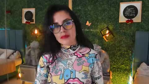 Lina  online show from March 4, 11:49 am