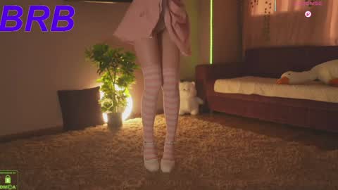 Lina online show from April 3, 6:50 pm