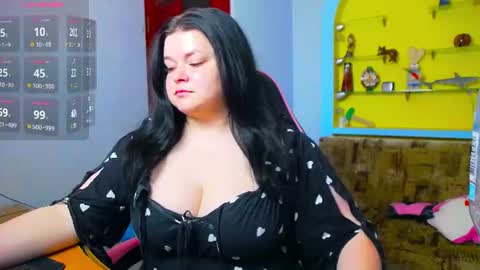 Snapshot of linasexy777 chatting on July 18, 7:01 am Lina online show from July 18, 7:01 am