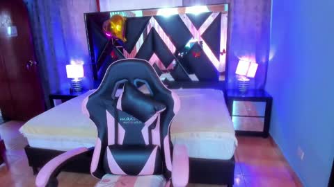  Linda  online show from June 2, 6:43 pm