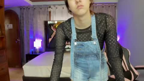  Linda  online show from June 8, 6:08 pm