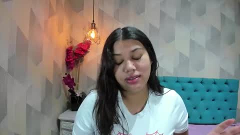    online show from May 26, 11:06 am