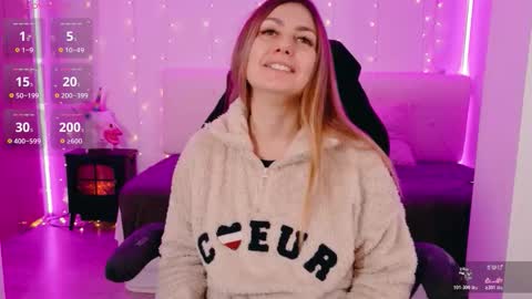 Linda  --  online show from February 13, 10:06 pm