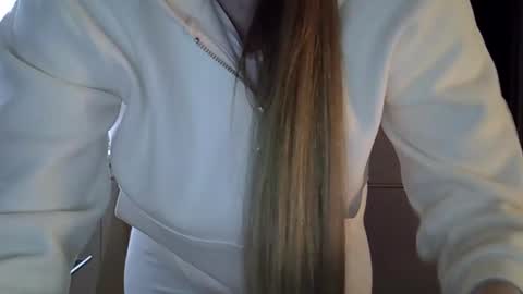 Anna online show from October 31, 6:20 pm