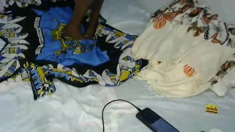 Linniecarol online show from October 31, 11:06 pm