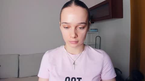 Snapshot of linnnlaury chatting on March 16, 7:56 am Ashley online show from March 16, 7:56 am