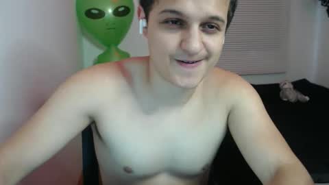 Snapshot of lioncluess chatting on January 11, 1:38 pm Lion Cluess online show from January 11, 1:38 pm