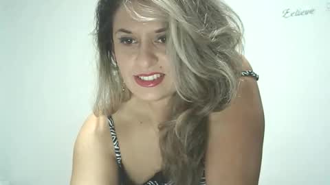 lionessmom online show from October 24, 1:57 am