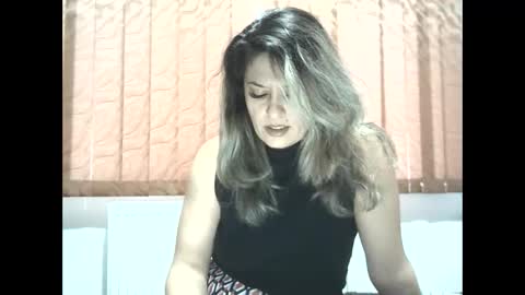 lionessmom online show from December 23, 6:55 am