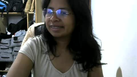 liora online show from July 26, 4:09 am