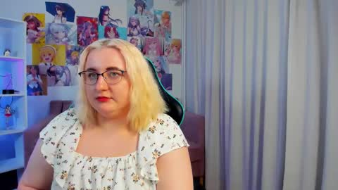 Snapshot of lioraardyn chatting on March 16, 12:31 pm LioraArdyn online show from March 16, 12:31 pm