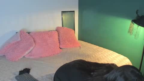 liry online show from June 27, 8:14 pm