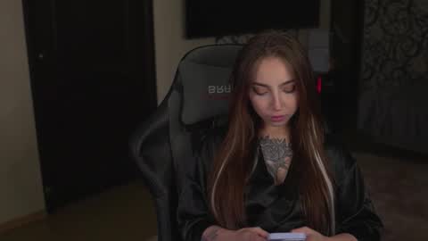 Lisa online show from November 12, 11:21 am