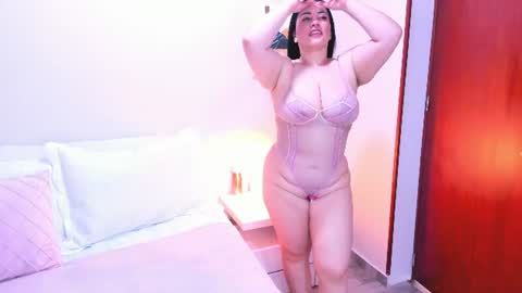 lisa laurent online show from June 21, 4:31 pm