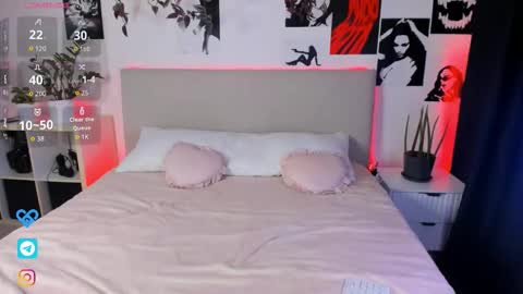 lisa_moons online show from October 9, 3:21 pm