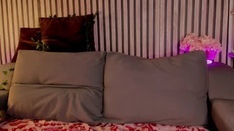 lisa_rabbit online show from April 17, 1:52 am