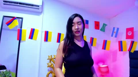 Snapshot of lisa_white_ chatting on July 3, 9:21 pm lisa white online show from July 3, 9:21 pm