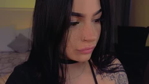 lisaaaliss online show from May 10, 11:48 am