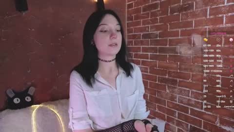 Lisa online show from February 5, 8:24 pm