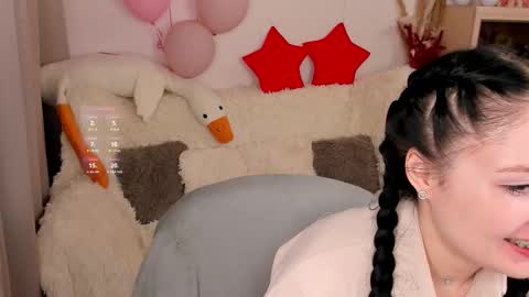 Lisa Moore online show from February 24, 3:43 pm