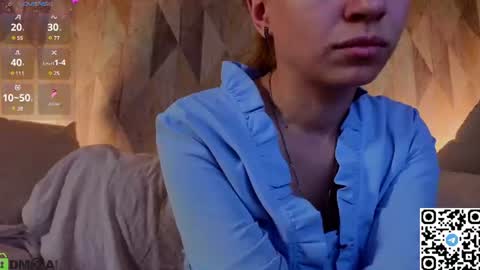 Lissa online show from June 22, 3:25 am
