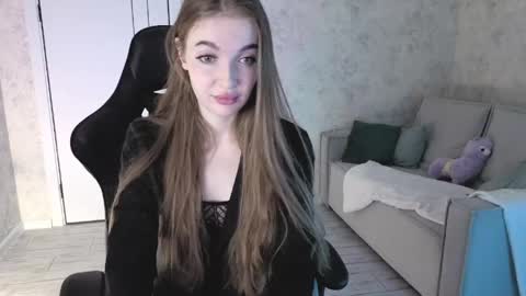 Lissa online show from May 14, 4:52 am
