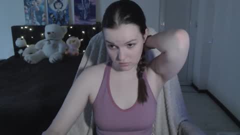 little__flowers online show from November 16, 7:36 am