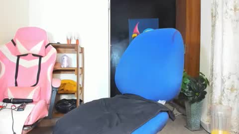 little_africa online show from January 11, 7:46 am