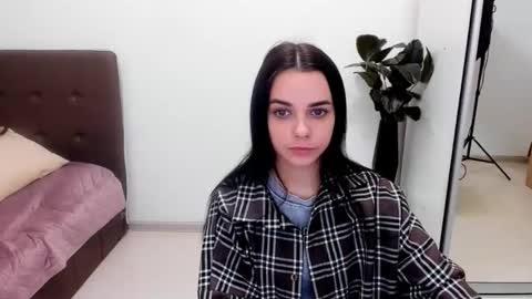 Snapshot of little_ami_ chatting on April 7, 7:53 am Ami online show from April 7, 7:53 am