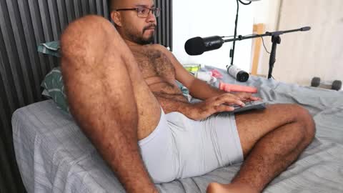 Little bear - give my room a like thanks. online show from March 1, 3:14 pm