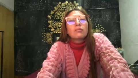 Snapshot of little_devil_diablita90 chatting on June 18, 12:31 pm Diablita online show from June 18, 12:31 pm