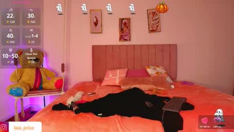 Ellie  online show from October 25, 7:41 pm