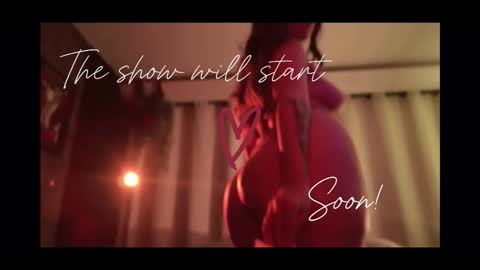 Maeve  online show from September 12, 9:59 pm