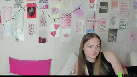 Kriss online show from November 14, 10:47 am