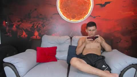 little_show_sexy online show from March 28, 6:24 am