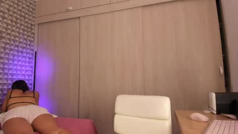 alex online show from April 20, 3:53 am