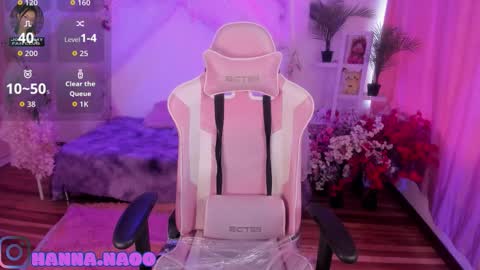 Snapshot of little_xioo chatting on March 4, 8:37 pm Xiom online show from March 4, 8:37 pm