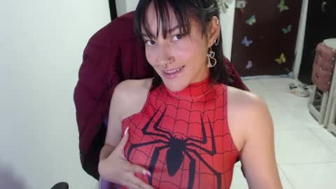Snapshot of littleangelx_m chatting on May 7, 10:15 pm Daniela online show from May 7, 10:15 pm