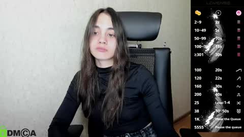 littleashleyy online show from May 16, 7:34 pm