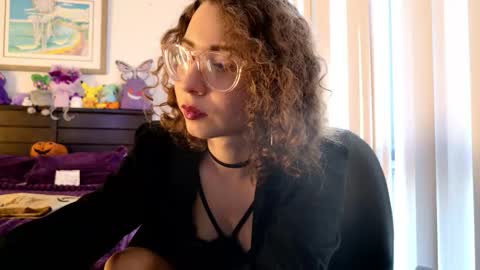 littledeathtrap online show from February 22, 7:56 pm