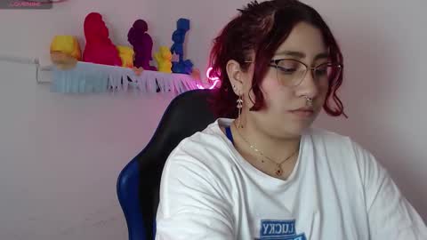 Angel  online show from October 26, 5:19 pm