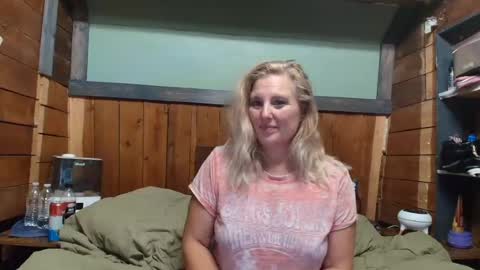 lisanixs online show from July 16, 3:45 am